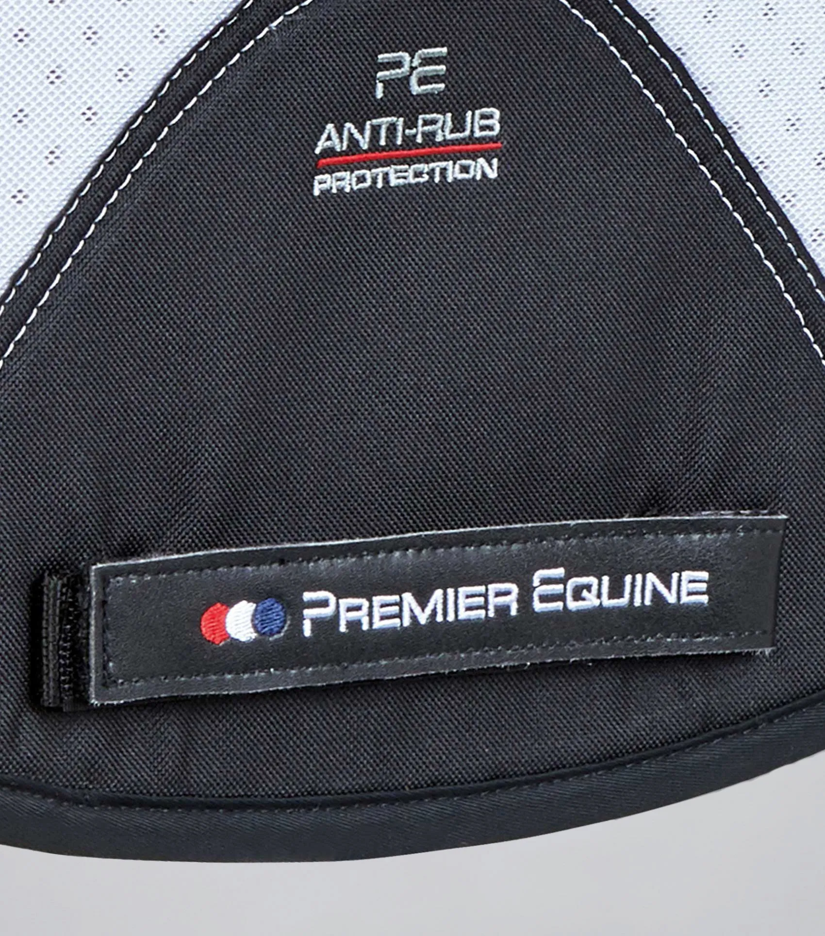 Close Contact Airtechnology Shockproof Wool Saddle Pad - Dressage Square White/Black Wool