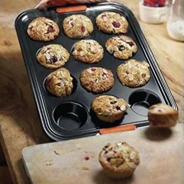 Le Creuset 12 Cup Muffin Tray